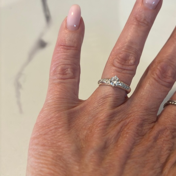 925 Sterling Silver ring - Picture 3 of 5